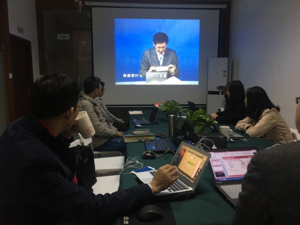瓜瓜早課堂(129)-講到一半地震怎么辦？