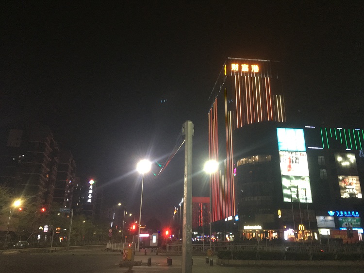 跟著馬總集五福，不如跟著楊總拍個企業宣傳片